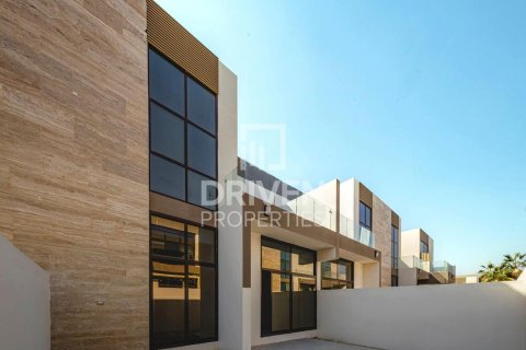 Вилла с 4 спальнями в District 11, ОАЭ №225407 20