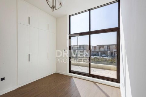 Вилла с 4 спальнями в District 11, ОАЭ №225407 10