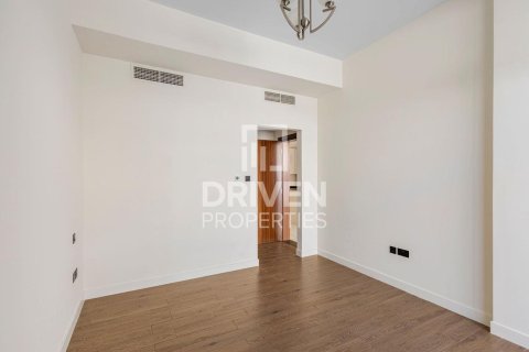 Вилла с 4 спальнями в District 11, ОАЭ №225407 8