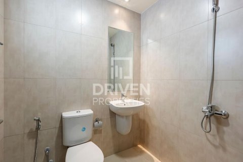 Townhouse de 4 dormitorios en District 11, UAE No. 214422 17