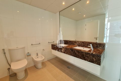 Apartment de 3 dormitorios en Corniche Road, UAE No. 32175 19