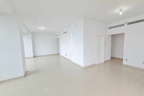 Apartment de 3 dormitorios en Corniche Road, UAE No. 32175 8