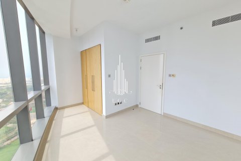 Apartment de 3 dormitorios en Corniche Road, UAE No. 32175 7
