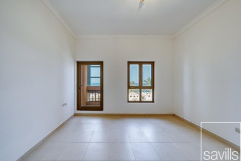Квартира с 2 спальнями в The Crescent, ОАЭ №217424 8