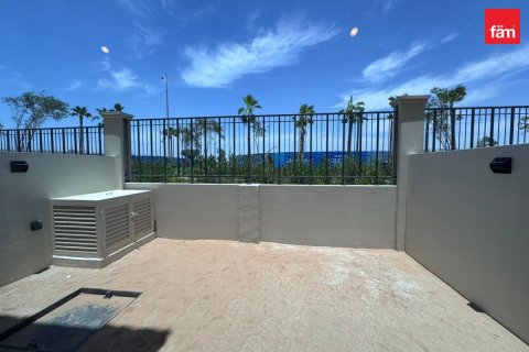 4 bedrooms Townhouse in Dubai, UAE No. 213220 9