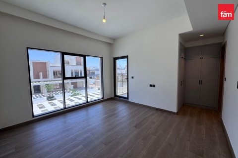 4 bedrooms Townhouse in Dubai, UAE No. 213220 4