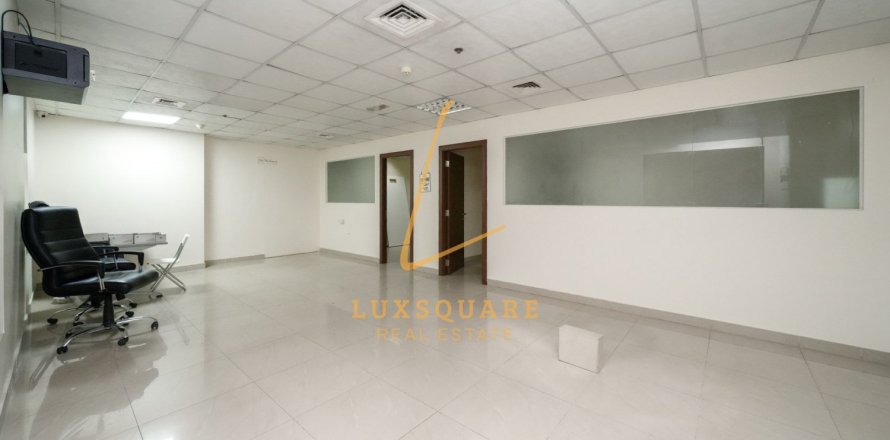 Office de 158m² en Dubai Investment Park, UAE No. 224324