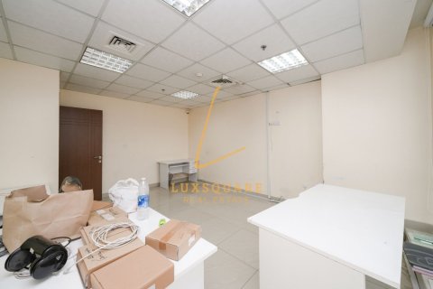 Office de 158m² en Dubai Investment Park, UAE No. 224324 8