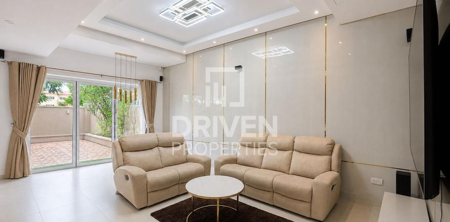Villa de 2 dormitorios en Casa Viva, UAE No. 223334