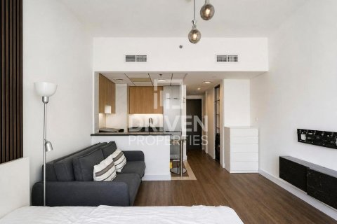 Studio Apartment in Dubai Sports City, UAE No. 211409 5