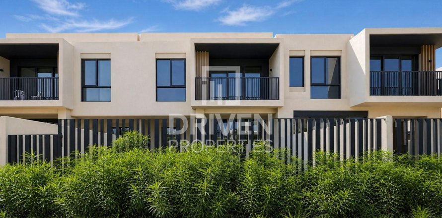 Townhouse de 3 dormitorios en Jebel Ali, UAE No. 223231