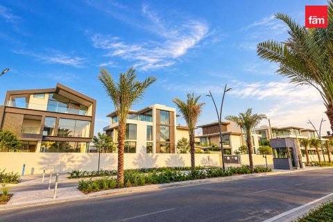 4 bedrooms Villa in Dubai, UAE No. 213314 14