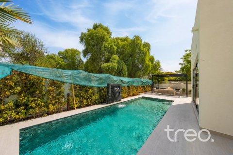 4 bedrooms Villa in Saheel, UAE No. 220752 16