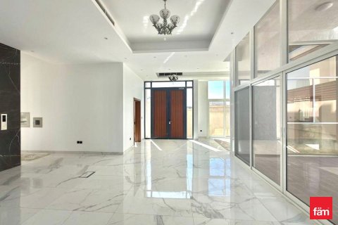 5 bedrooms Villa in Dubai, UAE No. 213495 4
