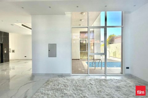5 bedrooms Villa in Dubai, UAE No. 213495 6