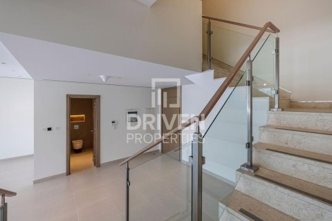 Duplex de 3 chambres à District One, UAE No. 211648 18