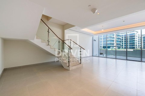 Duplex de 3 chambres à District One, UAE No. 211648 9