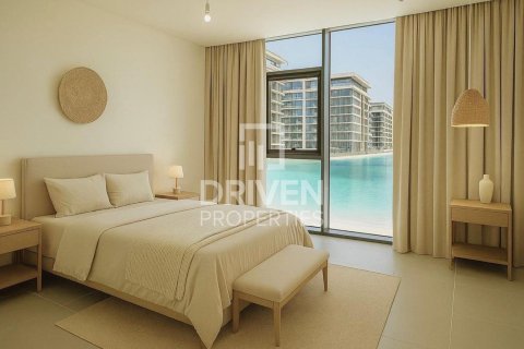 Duplex de 3 chambres à District One, UAE No. 211648 4