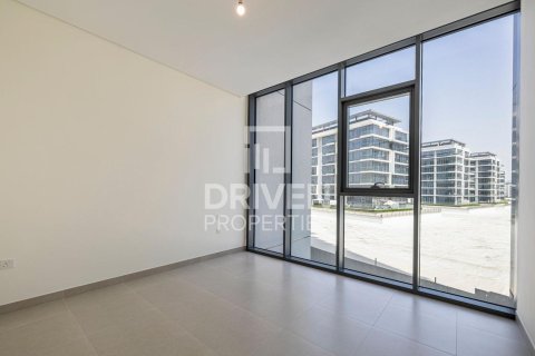 Duplex de 3 chambres à District One, UAE No. 211648 13
