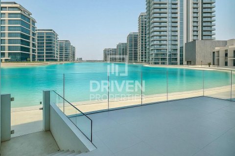 Duplex de 3 chambres à District One, UAE No. 211648 3