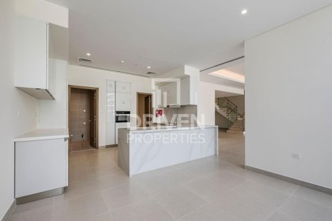 Duplex de 3 chambres à District One, UAE No. 211648 8