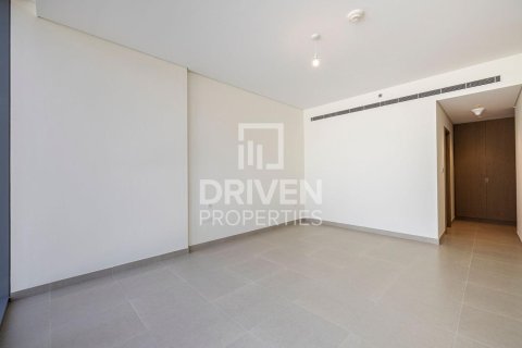 Duplex de 3 chambres à District One, UAE No. 211648 12