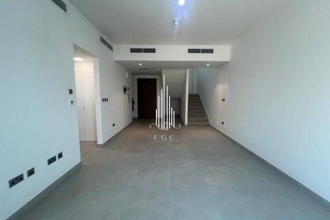 Villa de 3 dormitorios en Yas Island, UAE No. 51981 11