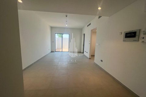 Villa de 3 dormitorios en Yas Island, UAE No. 51981 3