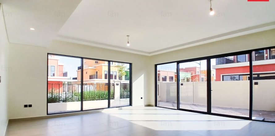 Townhouse de 5 chambres à Dubai, UAE No. 221985