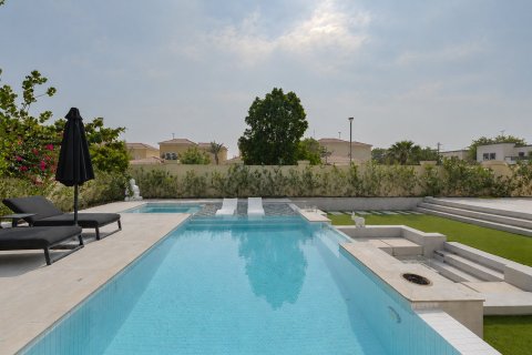 Вилла с 3 спальнями в Jumeirah Park, ОАЭ №218854 15