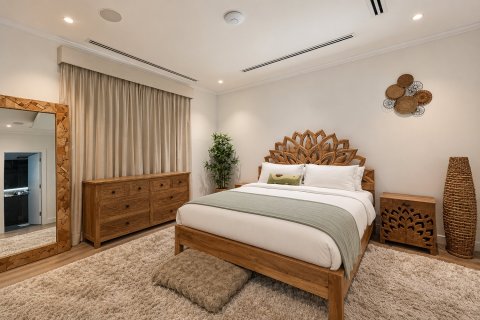 Вилла с 3 спальнями в Jumeirah Park, ОАЭ №218854 11