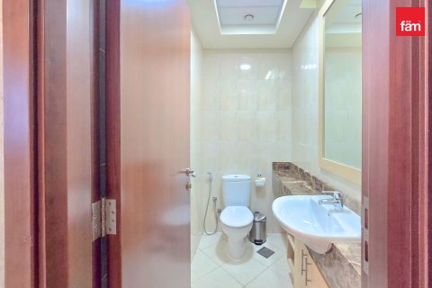 Квартира с 1 спальней в Дубай Марина, ОАЭ №36097 12