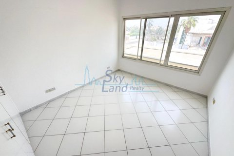 Villa de 4 dormitorios en Jumeirah, UAE No. 125558 14