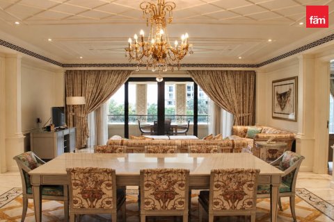 Appartement de 2 chambres à Culture Village, UAE No. 220152 3