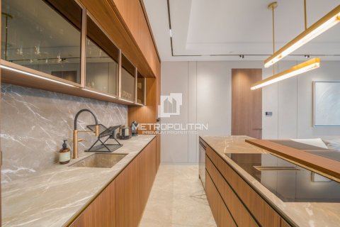 2 bedrooms Apartment in Palm Jumeirah, UAE No. 77828 10