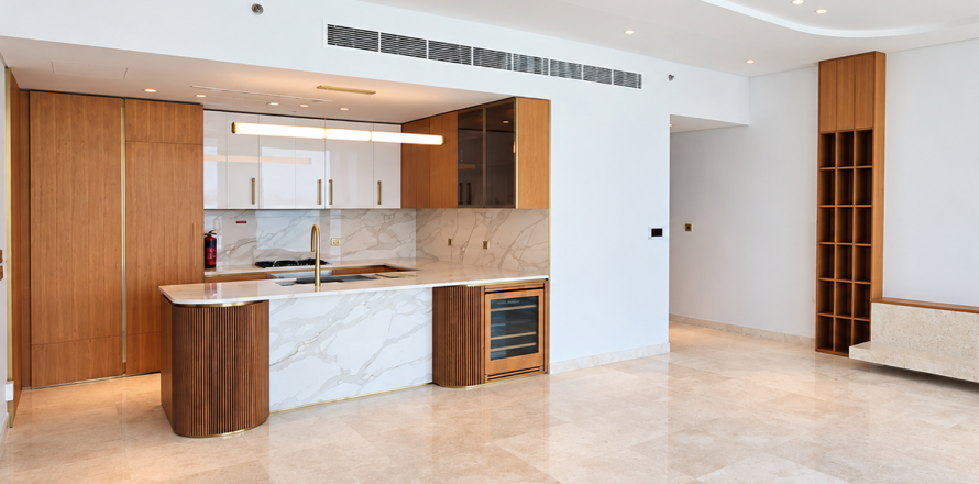 Apartment de 3 dormitorios en Palm Jumeirah, UAE No. 221693