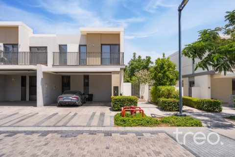 Villa de 4 chambres à Elan, UAE No. 222776