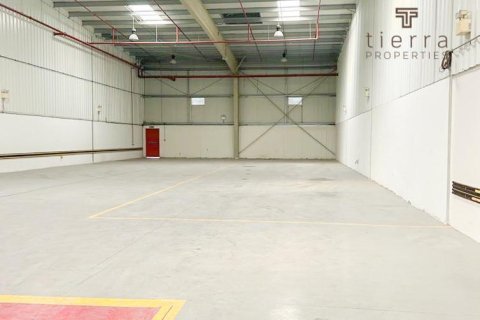 492.4m² Warehouse in Dubai, UAE No. 48800 4