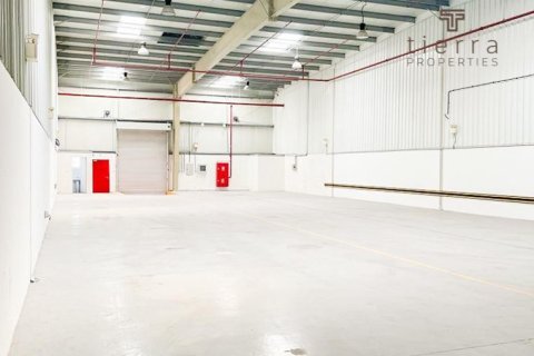 Warehouse de 492.4m² à Dubai, UAE No. 48800