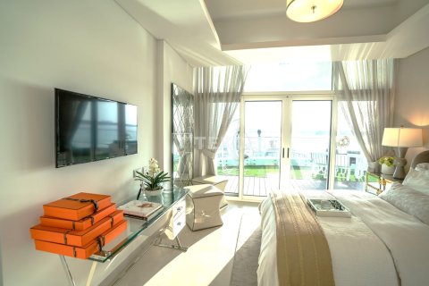 Studio Apartment in Palm Jumeirah, UAE No. 154105 3