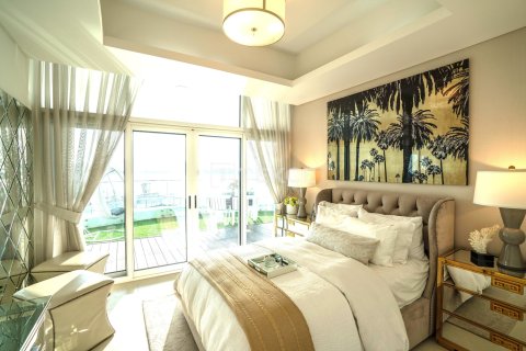 Studio Apartment in Palm Jumeirah, UAE No. 154105 16