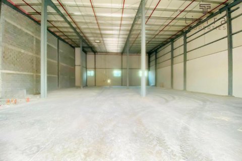 Warehouse de 1450.2m² à Al Quoz, UAE No. 24428 6