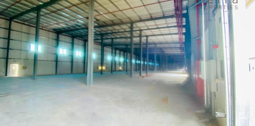 Warehouse de 1450.2m² à Al Quoz, UAE No. 24428