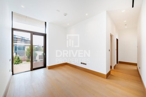 Вилла с 5 спальнями в Jumeirah Bay Island, ОАЭ №220990 22