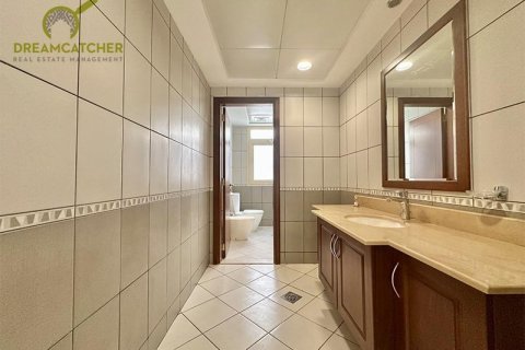 5 bedrooms Villa in Al Hamra Village, UAE No. 75675 18