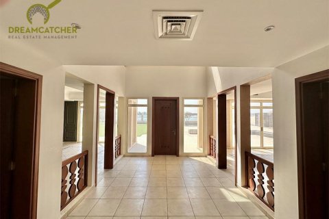 5 bedrooms Villa in Al Hamra Village, UAE No. 75675 8