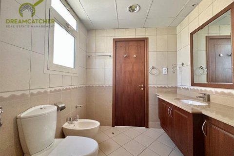 5 bedrooms Villa in Al Hamra Village, UAE No. 75675 27