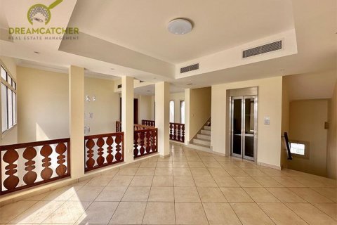 5 bedrooms Villa in Al Hamra Village, UAE No. 75675 14