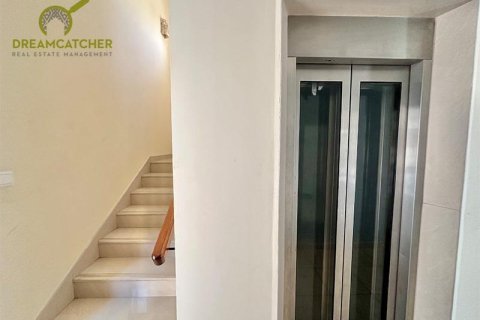 5 bedrooms Villa in Al Hamra Village, UAE No. 75675 15