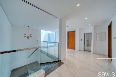 4 bedrooms Villa in Umm Suqeim, UAE No. 214057 12